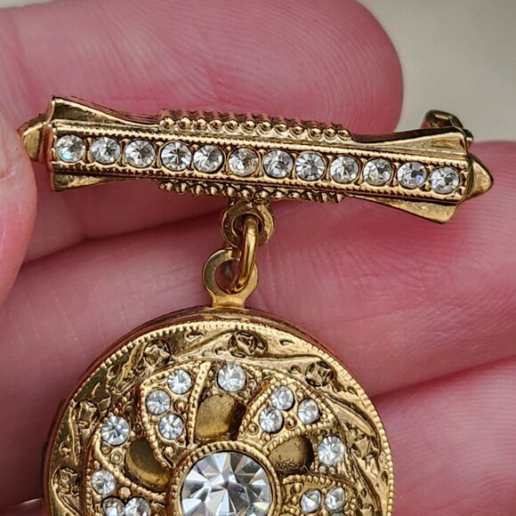 Vintage Victorian Style Locket Brooch with Rhinestone Pinwheel Design - Picture 6 of 6